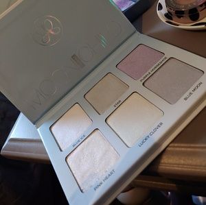 SALE! Anastasia moon child pallete